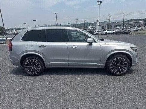 Used 2025 Volvo XC90 B6 Ultra w/ Protection Package Premier image 6