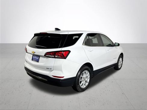 Used 2024 Chevrolet Equinox LT AWD/4WD image 6