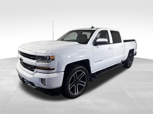 Used 2017 Chevrolet Silverado 1500 LT w/ All Star Edition AWD/4WD image 3