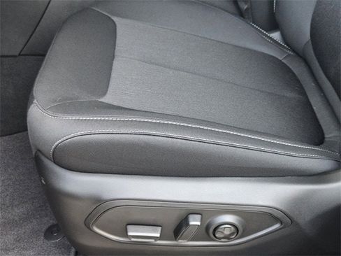 New 2025 Jeep Grand Cherokee Laredo w/ MOPAR Finishing Package image 16