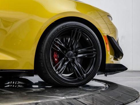 Used 2024 Chevrolet Camaro ZL1 image 99