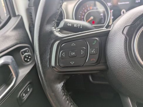Used 2021 Jeep Gladiator Sport AWD/4WD image 25