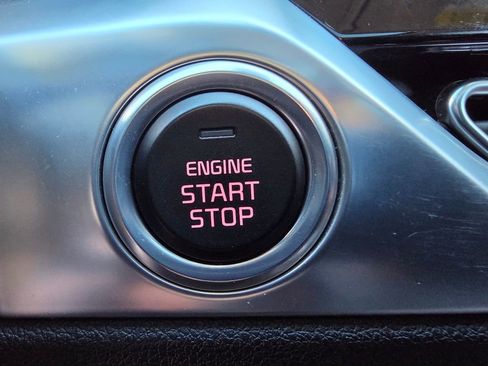 Used 2022 Kia Niro LXS image 22