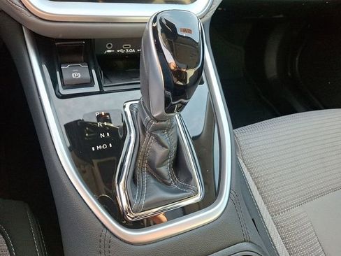 Used 2023 Subaru Outback Premium image 15