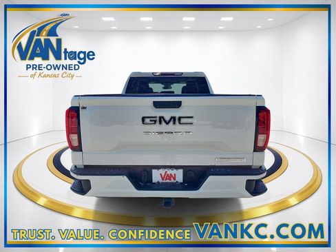 Used 2023 GMC Sierra 1500 Elevation AWD/4WD image 7