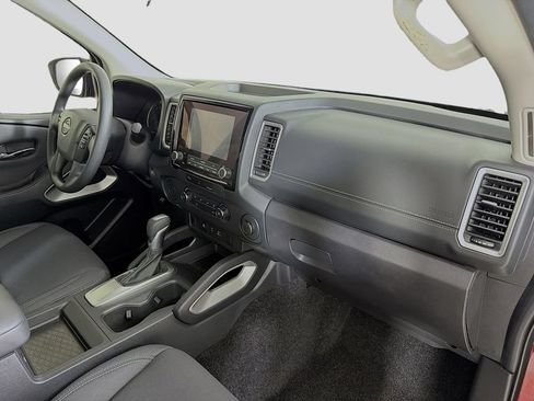 Used 2023 Nissan Frontier SV w/ Technology Package RWD image 29