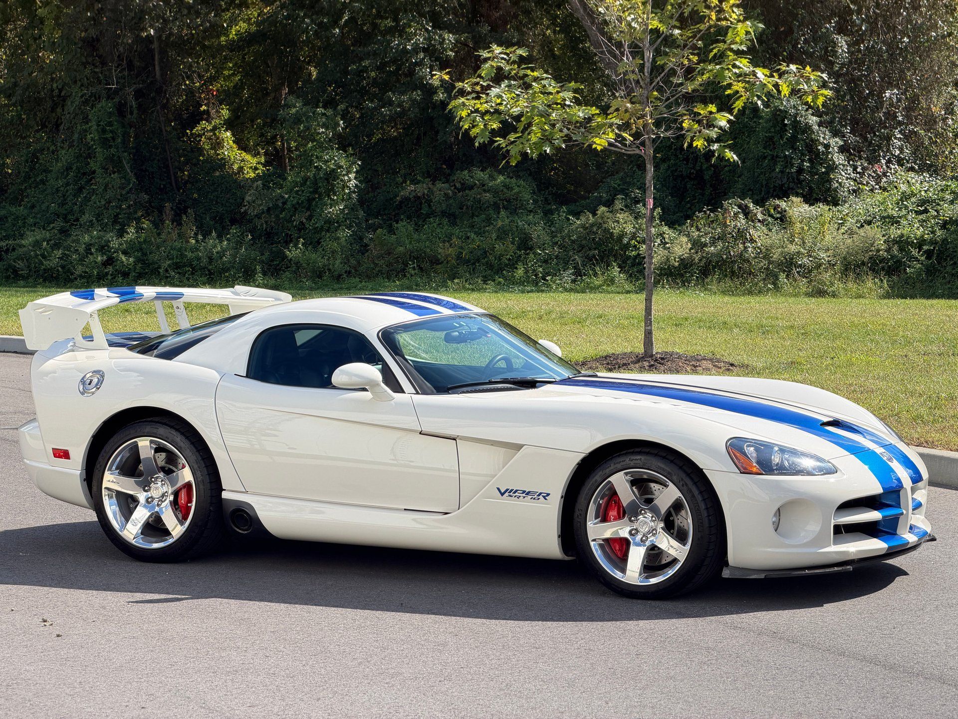 Used 2006 Dodge Viper SRT-10 w/ VOI9 Edition RWD image 8