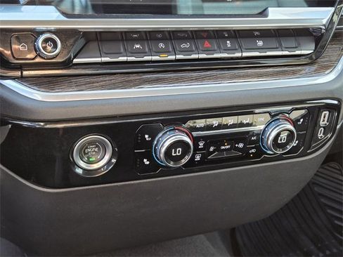 Certified 2022 GMC Sierra 1500 Elevation image 21