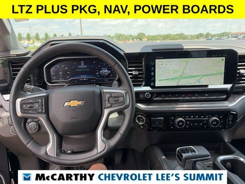 Used 2024 Chevrolet Silverado 1500 LTZ AWD/4WD image 22