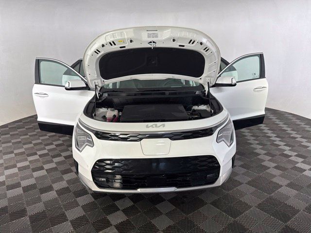 Certified 2023 Kia Niro Wave FWD image 13