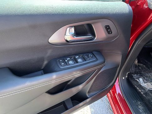 New 2026 Chrysler Pacifica Select FWD image 15