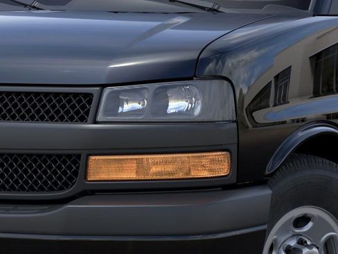 New 2025 Chevrolet Express 2500 w/ Communications Package image 32