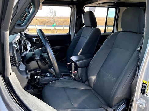 Used 2021 Jeep Wrangler Unlimited Sport image 7