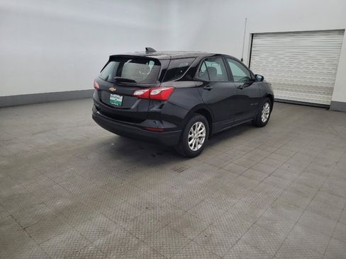 Used 2019 Chevrolet Equinox LS FWD image 9