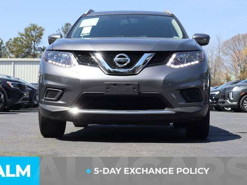 Used 2016 Nissan Rogue S w/ Appearance Package image 4