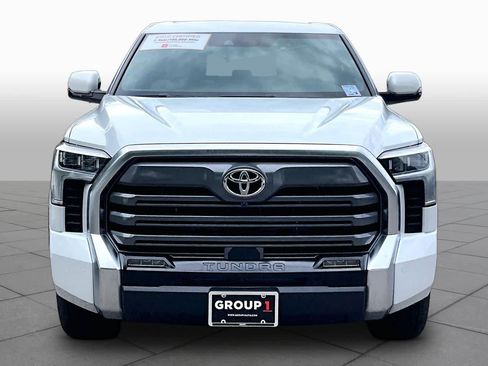 Used 2025 Toyota Tundra Limited AWD/4WD image 4