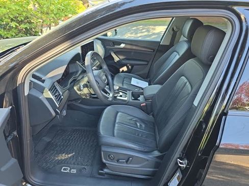 Used 2023 Audi Q5 2.0T Premium Plus w/ Premium Plus Package AWD/4WD image 11