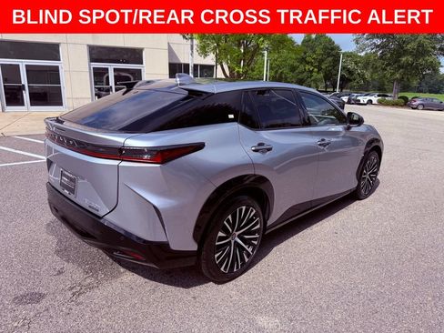 Certified 2023 Lexus RZ 450e Premium w/ Technology Package AWD/4WD image 8