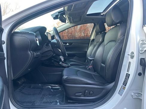 Used 2021 Kia Forte EX image 13