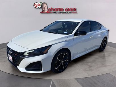 Certified 2023 Nissan Altima 2.5 SR