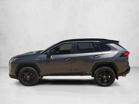 Used 2021 Toyota RAV4 XSE AWD/4WD image 10
