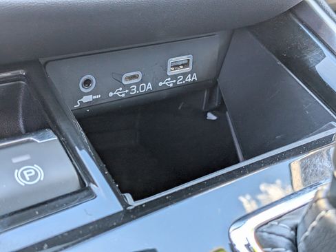 Certified 2024 Subaru Outback Limited AWD/4WD image 31