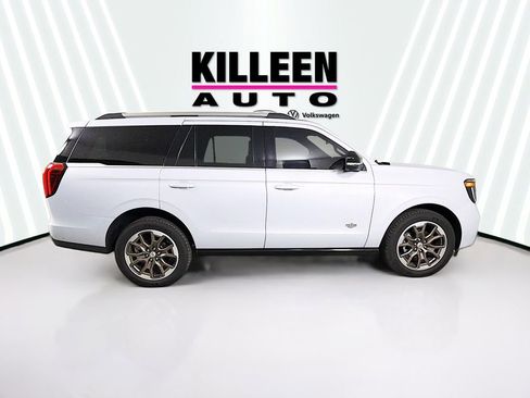 New 2025 Ford Expedition King Ranch image 8