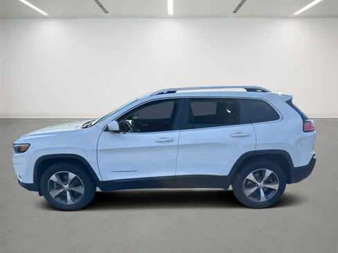 Used 2021 Jeep Cherokee Limited image 3