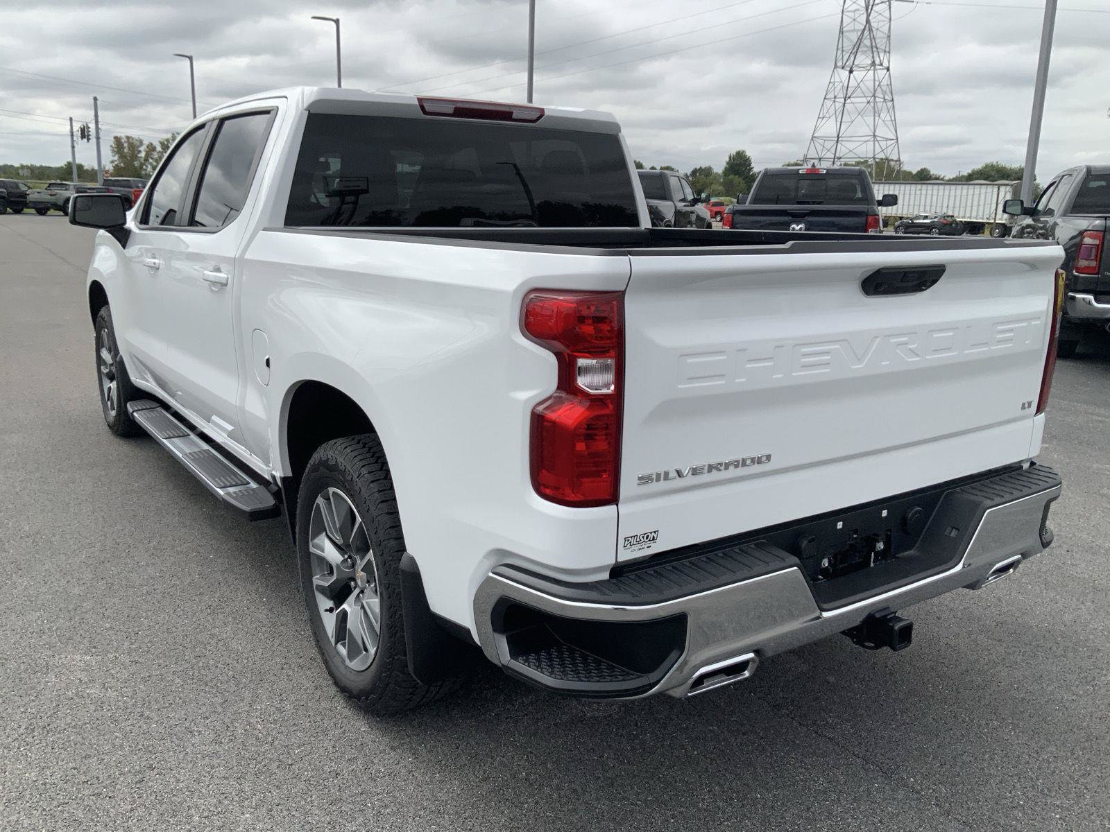 Used 2026 Chevrolet Silverado 1500 LT w/ Z71 Off-Road Package AWD/4WD image 9