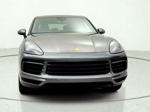 Used 2019 Porsche Cayenne S w/ Premium Plus Package AWD/4WD image 2