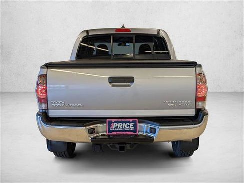 Used 2015 Toyota Tacoma PreRunner w/ SR5 Package RWD image 6