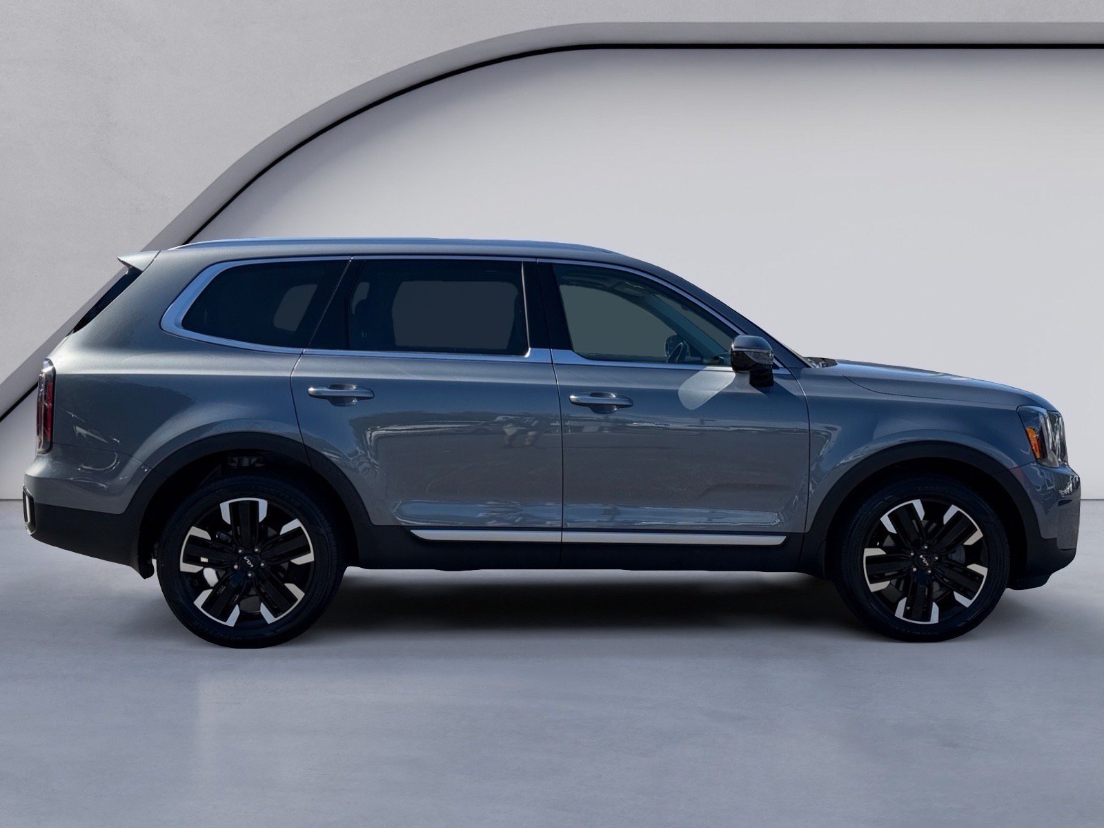 Used 2024 Kia Telluride SX FWD image 6