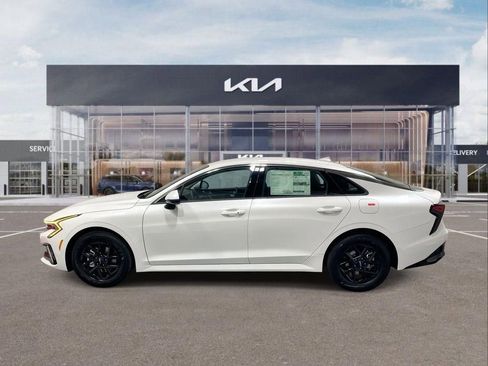 New 2026 Kia K5 LXS FWD image 5