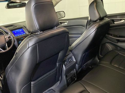 Used 2020 Ford Edge SEL w/ Convenience Package AWD/4WD image 15