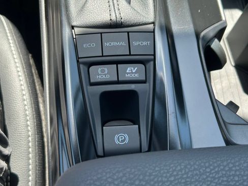 Used 2026 Toyota Camry SE w/ Convenience Package FWD image 27