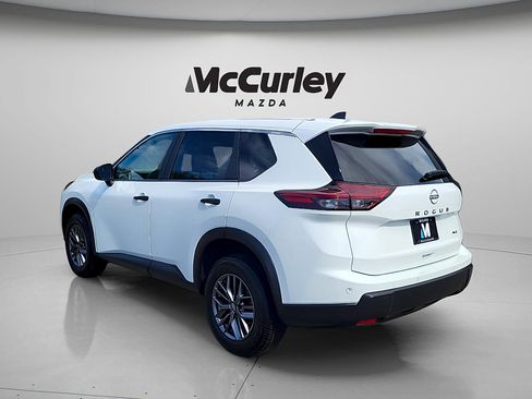 Used 2024 Nissan Rogue S AWD/4WD image 5