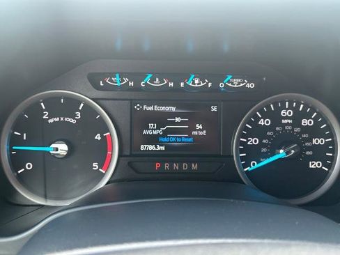 Certified 2022 Ford F350 XLT AWD/4WD image 21