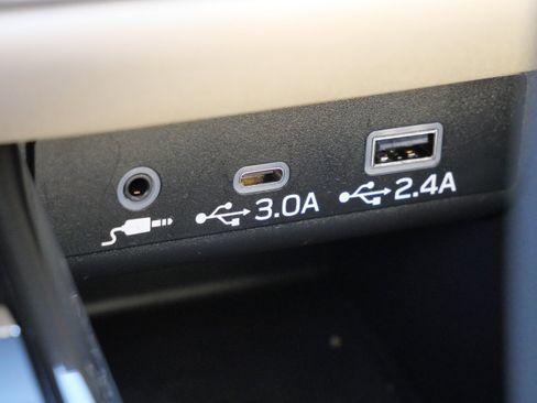 Used 2023 Subaru Outback Limited XT image 28