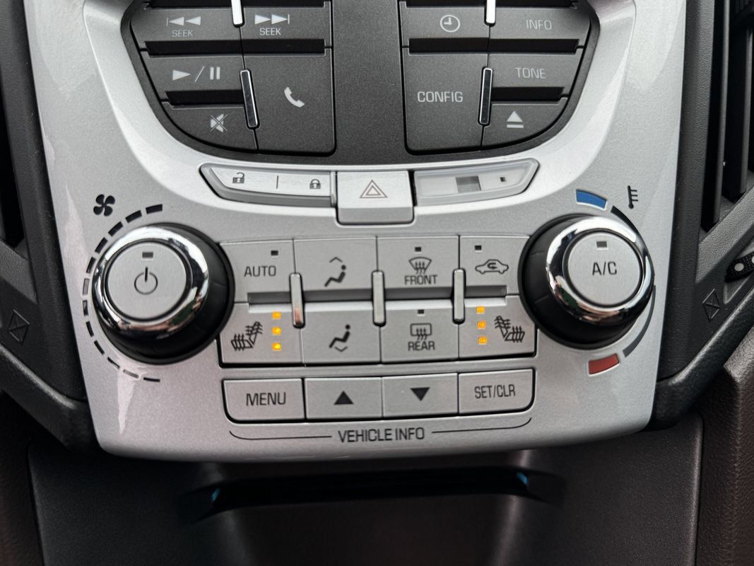 Used 2012 Chevrolet Equinox LTZ AWD/4WD image 22