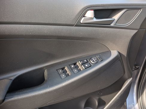 Used 2018 Hyundai Tucson Sport image 15