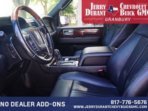 Used 2016 Lincoln Navigator Reserve AWD/4WD image 19