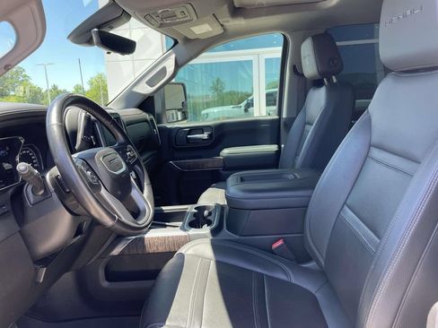 Used 2022 GMC Sierra 2500 Denali w/ Denali Ultimate Package AWD/4WD image 14