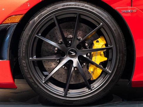 Used 2022 McLaren 720S Spider RWD image 12
