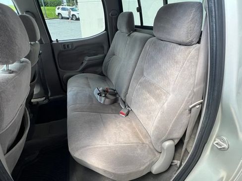 Used 2002 Toyota Tacoma PreRunner RWD image 7