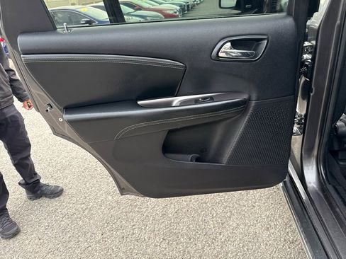 Used 2016 Dodge Journey Crossroad image 17