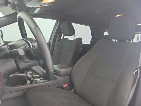 Used 2025 Dodge Durango GT w/ Blacktop Package RWD image 17