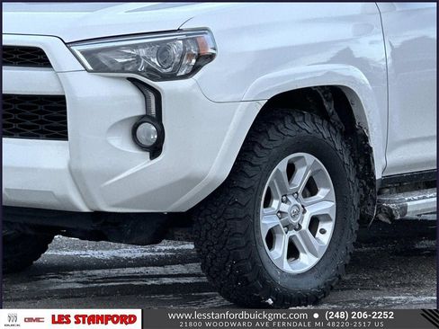 Used 2015 Toyota 4Runner SR5 Premium image 9
