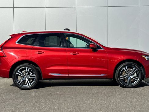 Used 2021 Volvo XC60 T8 Inscription Expression w/ Advanced Package image 6