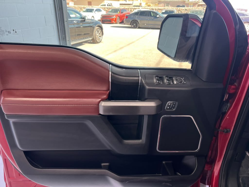 Used 2020 Ford F150 Platinum w/ Equipment Group 701A Luxury AWD/4WD image 13