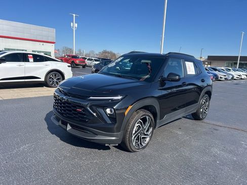 Used 2024 Chevrolet TrailBlazer RS image 1